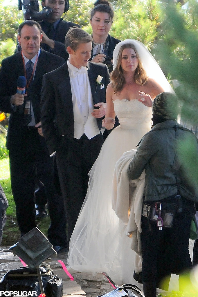 Emily VanCamp and Gabriel Mann Filming Revenge Wedding | POPSUGAR Celebrity