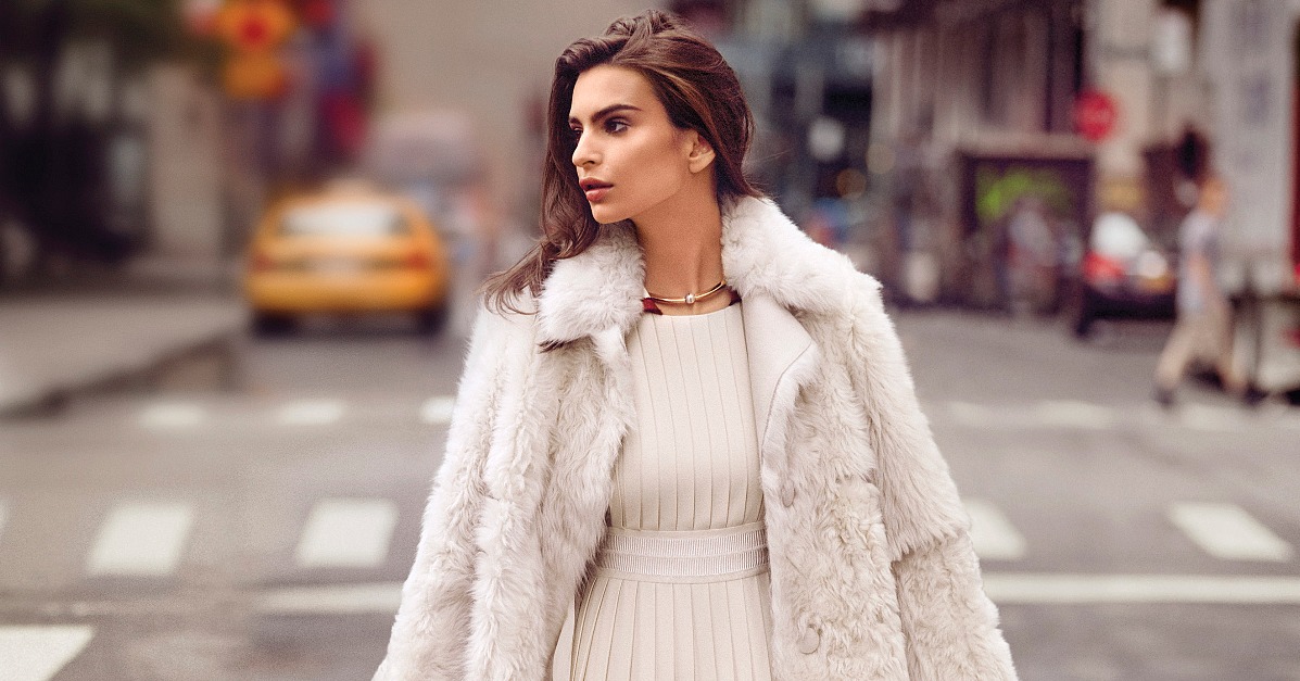 Emily Ratajkowski Proves That Sophisticated Is Sexy in Her Latest Shoot ...