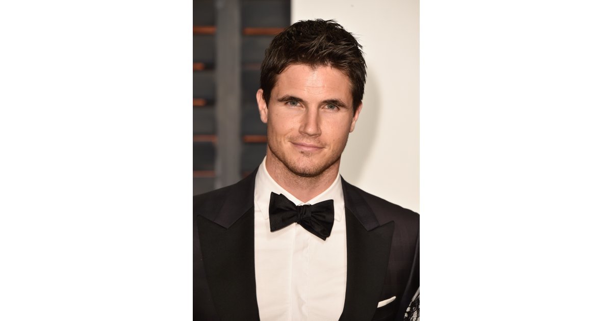 Robbie Amell grey's anatomy