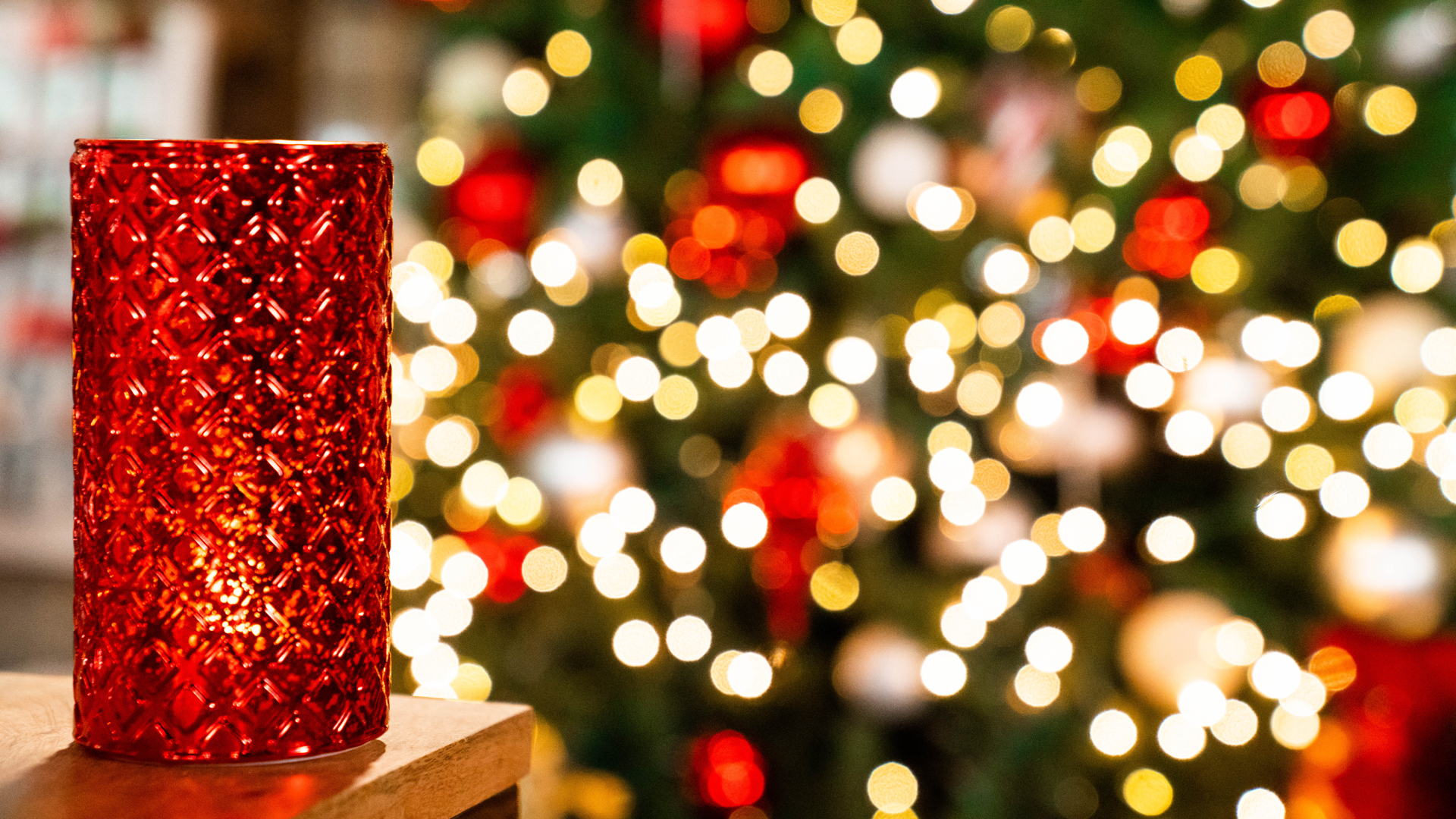 Ten Best Christmas Zoom Backgrounds For The Holidays - IMAGESEE