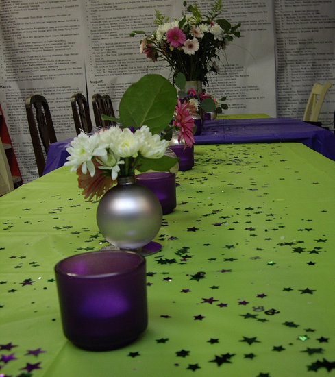 DIY Christmas Ball Vases