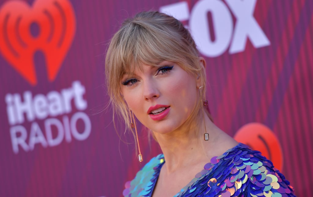 Taylor Swift Pink Hair at 2019 iHeart Radio Music Awards