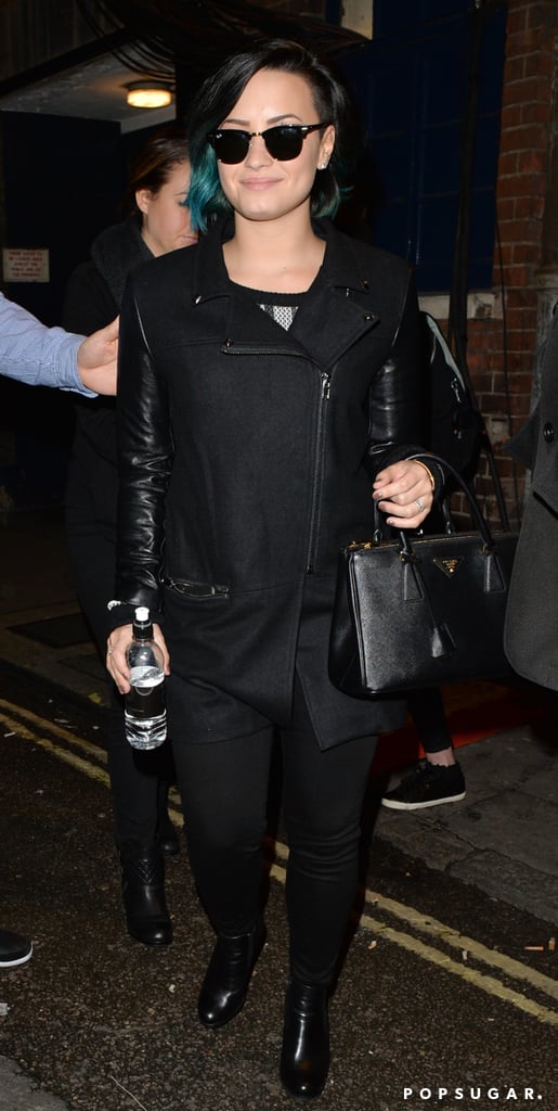 Demi Lovato Wore Her Sunglasses At Night On Wednesday In London Celebrity Pictures Week Of 