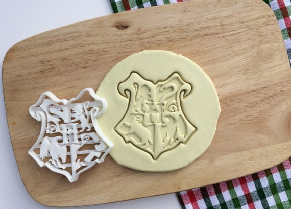 Hogwarts Crest Cookie Cutter