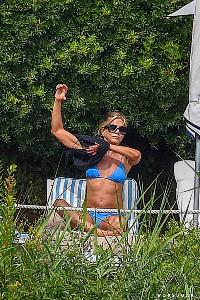 Jennifer Aniston Bikini Pictures in Italy July 2018