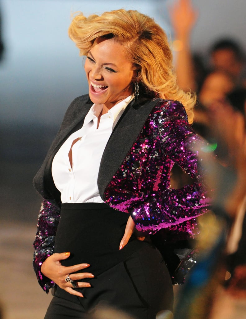 怀孕的万圣节服装的想法:2011 VMAs碧昂丝