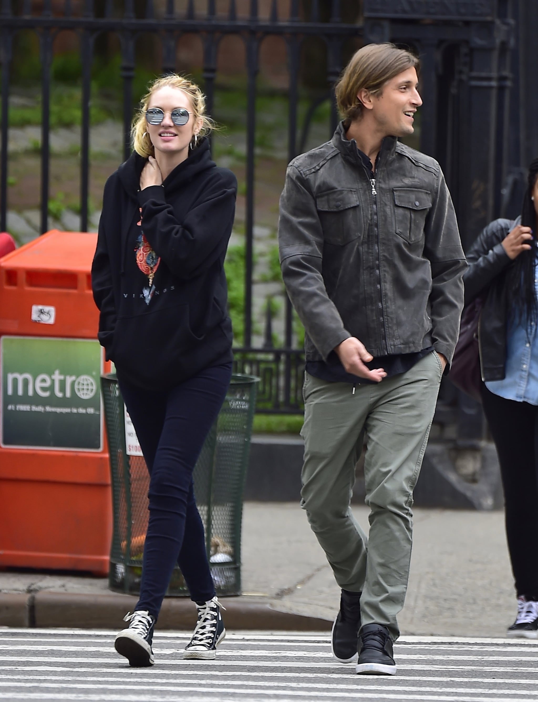 jeans with high top converse