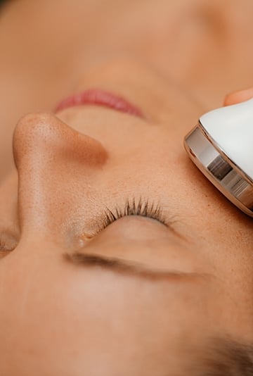 What Is Glacial RX? About the Skin-Rejuvenating Treatment