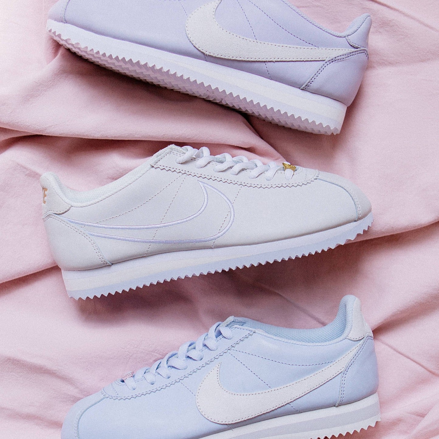 urban outfitters nike sneakers