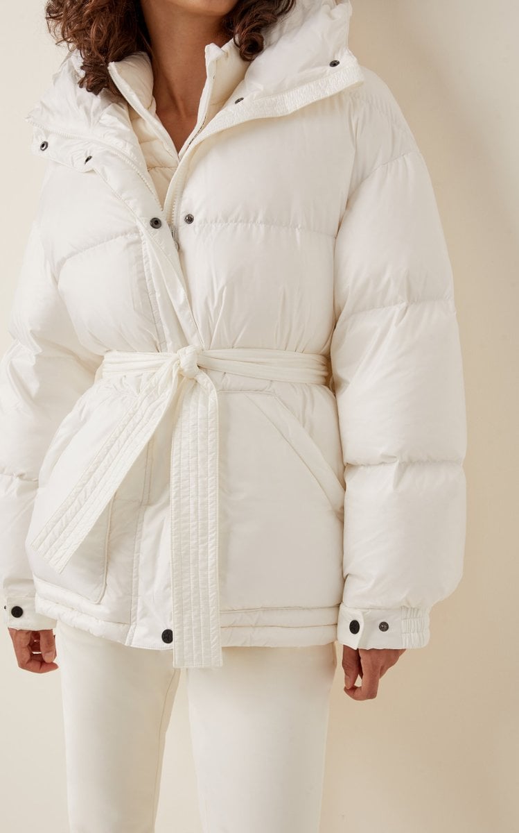 Haarzelf hel auditorium A Belted Coat: Perfect Moment Oversized Belted Puffed Parka | 10 Puffer  Jackets So Cool, You'll Want to Wear Them All | POPSUGAR Fashion Photo 4