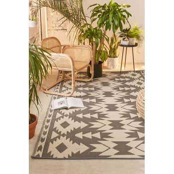 Ninamar Indoor/Outdoor Patio Rugs – Reversible, Waterproof