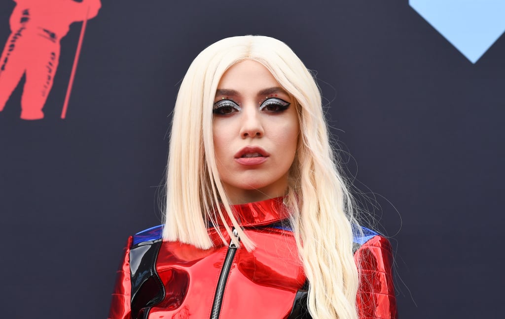 Ava Max's Metallic Silver Eye Shadow at the MTV VMAs