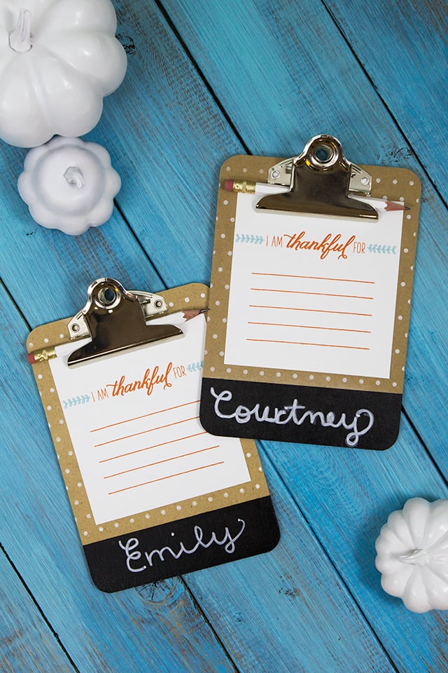 Take your place cards to the next level with these clever "I am thankful" clipboard place cards. Guests will enjoy interacting in the Thanksgiving spirit.