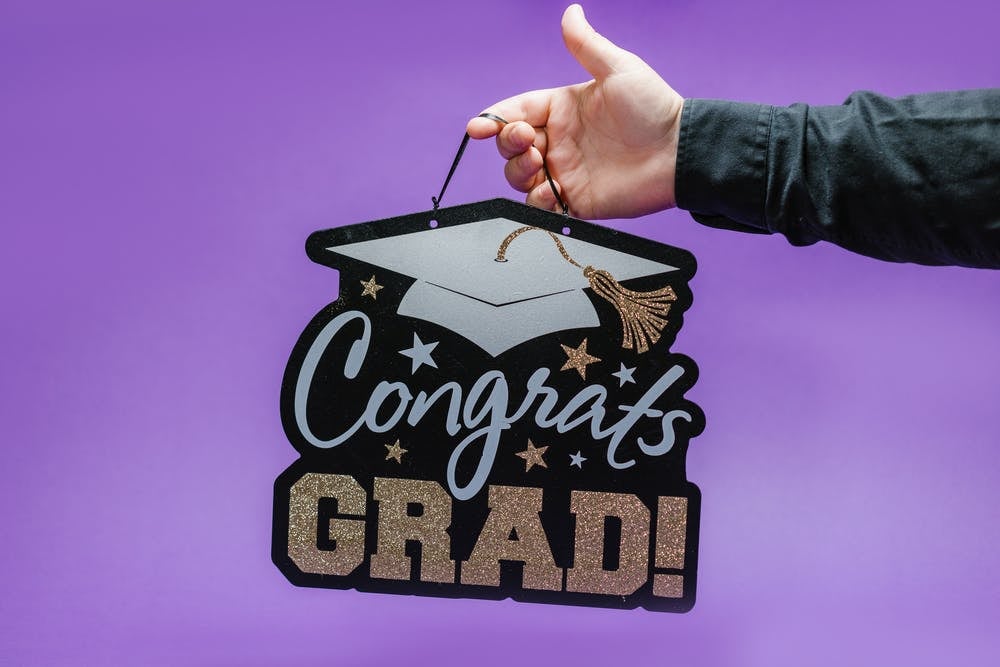 Purple Grad Sign Zoom Background