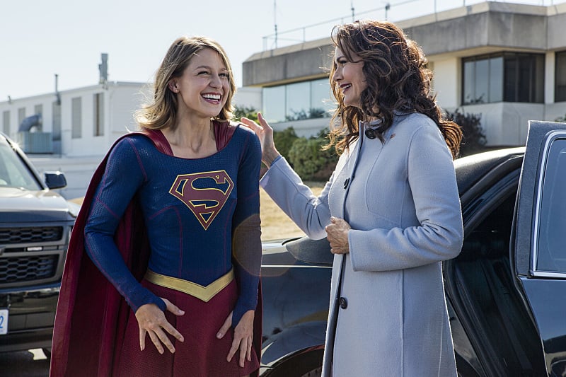 Lynda Carter on Supergirl Photos