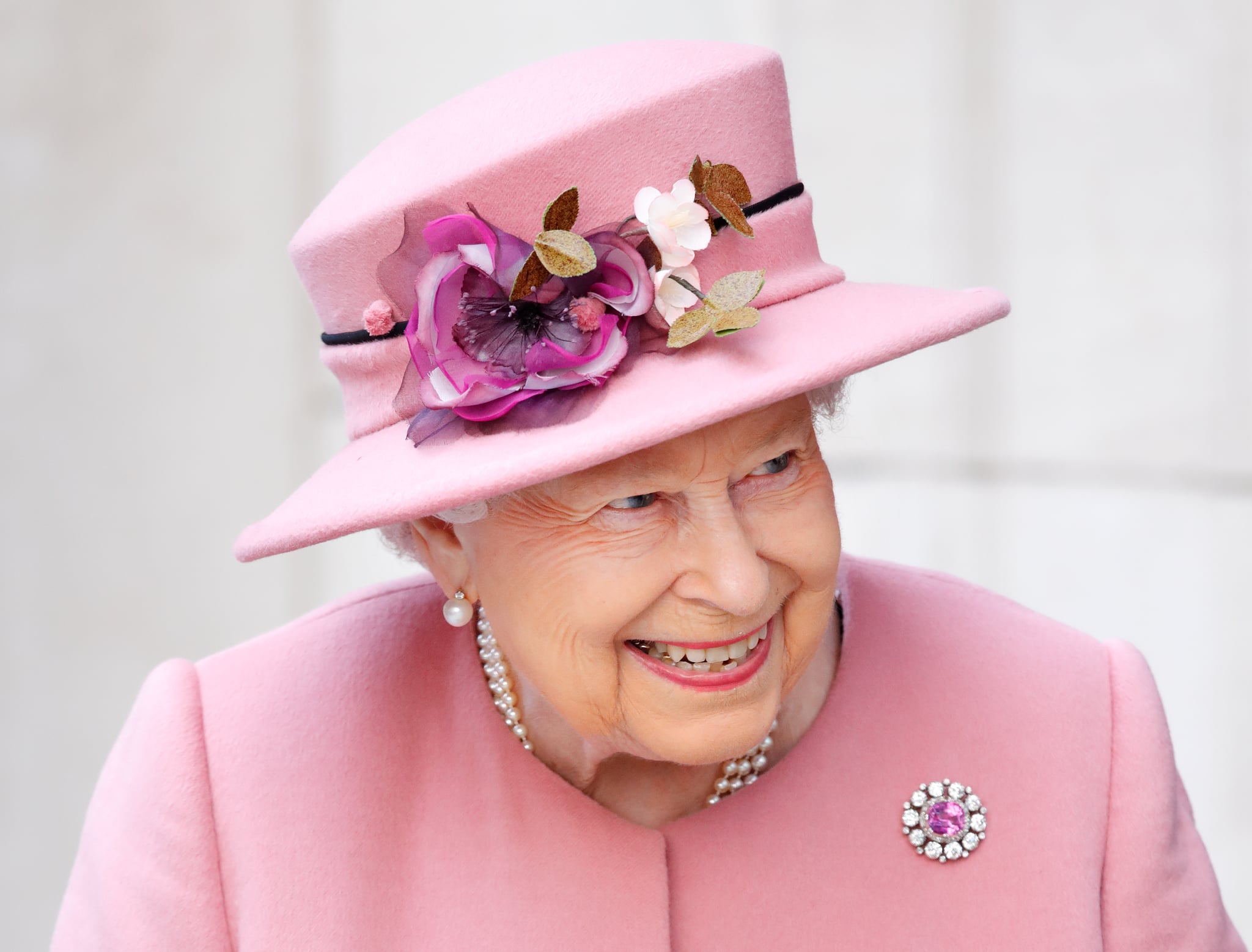 LONDON, UNITED KINGDOM - MARCH 19: (EMBARGOED FOR PUBLICATION IN UK NEWSPAPERS UNTIL 24 HOURS AFTER CREATE DATE AND TIME) Queen Elizabeth II visits King's College London to officially open Bush House, the latest education and learning facilities on the Strand Campus on March 19, 2019 in London, England. (Photo by Max Mumby/Indigo/Getty Images)