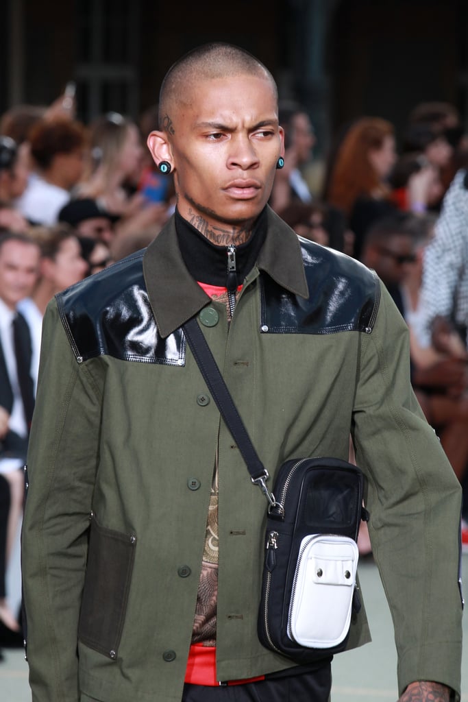 The men sported their own set of chic bags.