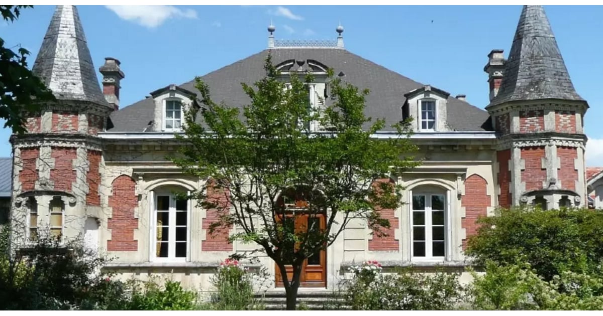 The Beast's Castle (Beauty and the Beast) | Airbnb Rentals ...