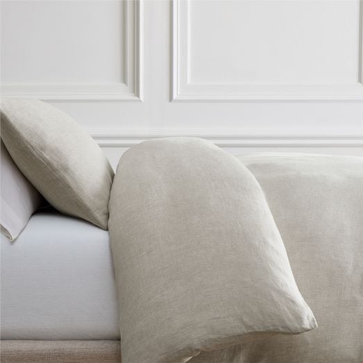 West Elm Cotton Cloud Jersey Duvet Cover ($139, originally $199)
I love the idea of sinking into this duvet cover after a long day — it looks insanely soft and cozy. The jersey fabric seems warm without being heavy, and the neutral tones make it easy to mix with any bedroom style. Honestly, it's the perfect way to upgrade your bedding without going overboard.