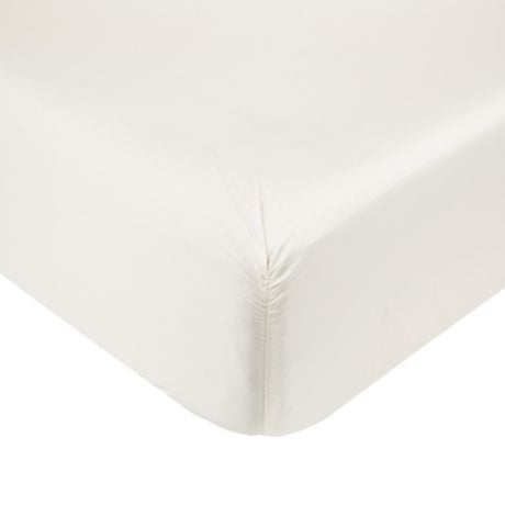 Nestwell Cotton Percale 400-Thread-Count Queen Fitted Sheet