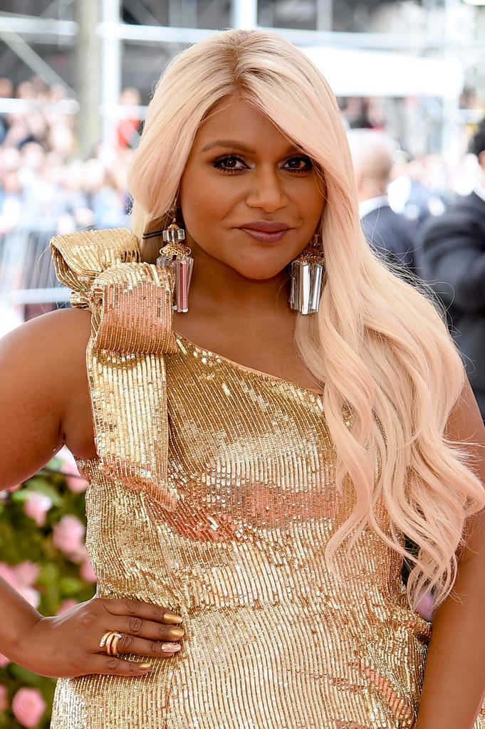 Mindy Kaling's Rose Gold Hair at the Met Gala