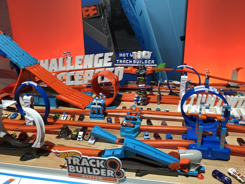 Hot Wheels Track Builder