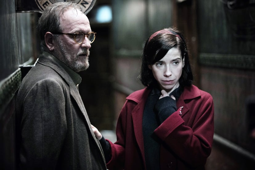 THE SHAPE OF WATER, from left, Richard Jenkins, Sally Hawkins, 2017. ph: Kerry Hayes. Fox Searchlight Pictures. All Rights reserved/courtesy Everett Collection