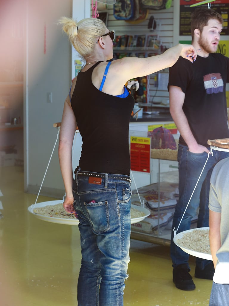Gwen Stefani Out in LA Pictures November 2015