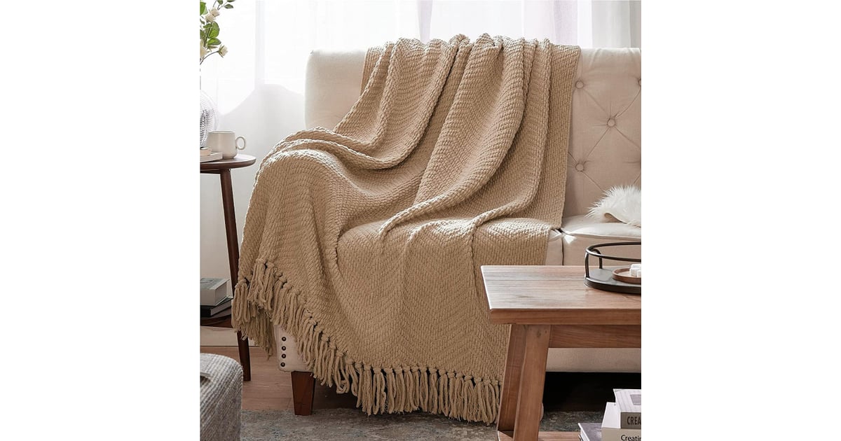 Best Deal Under 25 on a Throw Blanket Black Friday and Cyber Monday