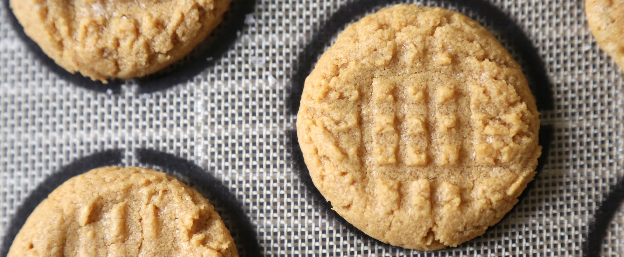 4-Ingredient Peanut Butter Cookies