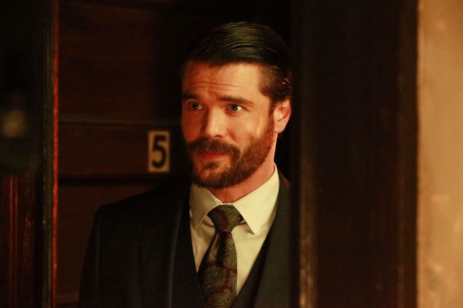 How To Get Away With Murder Shirtless Frank Scene Season 3