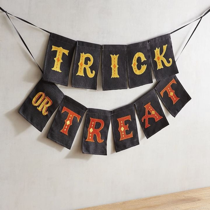 Pier 1 Imports Trick or Treat Halloween Banner Halloween Decorations
