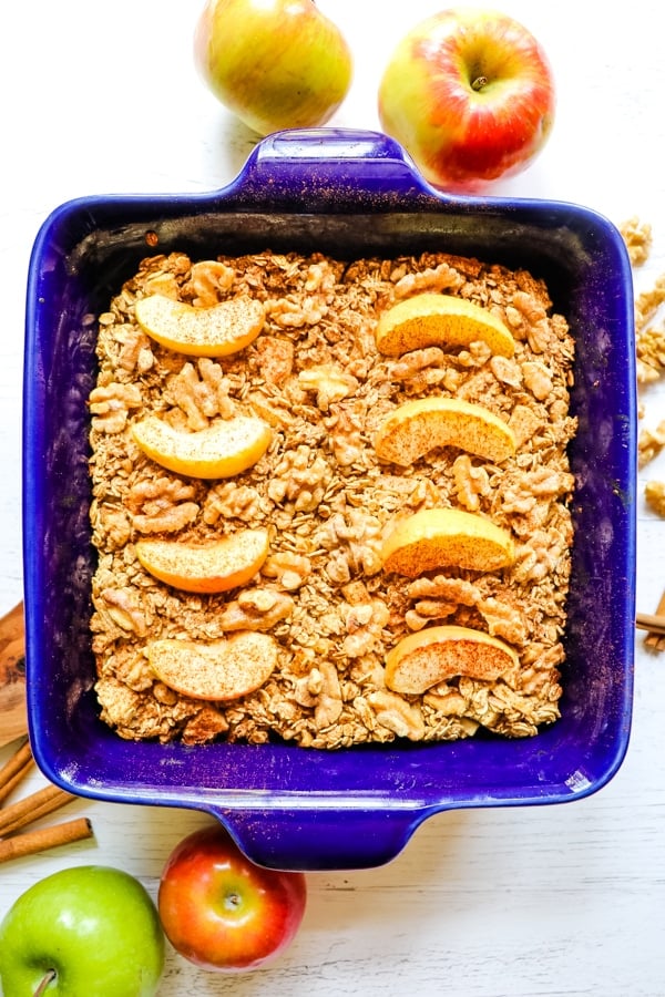 Apple Cinnamon Baked Oatmeal