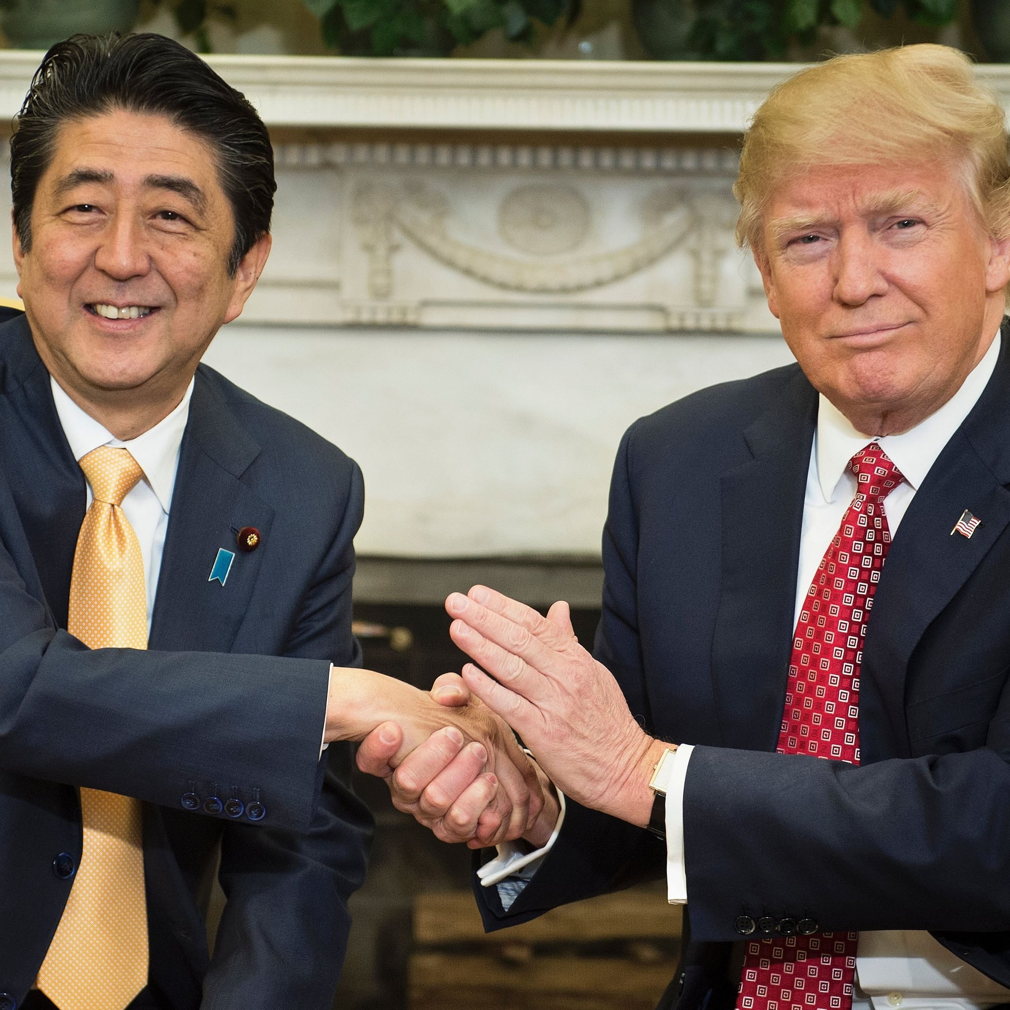 Donald Trump Can T Shake Hands Popsugar News