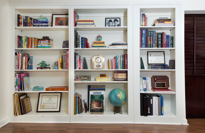 How To Organize Bookshelves Popsugar Home