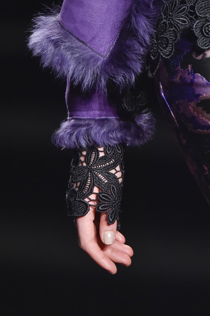 Monique Lhuillier Fall 2015 | Fashion Week Fall 2015 Detail Pictures ...