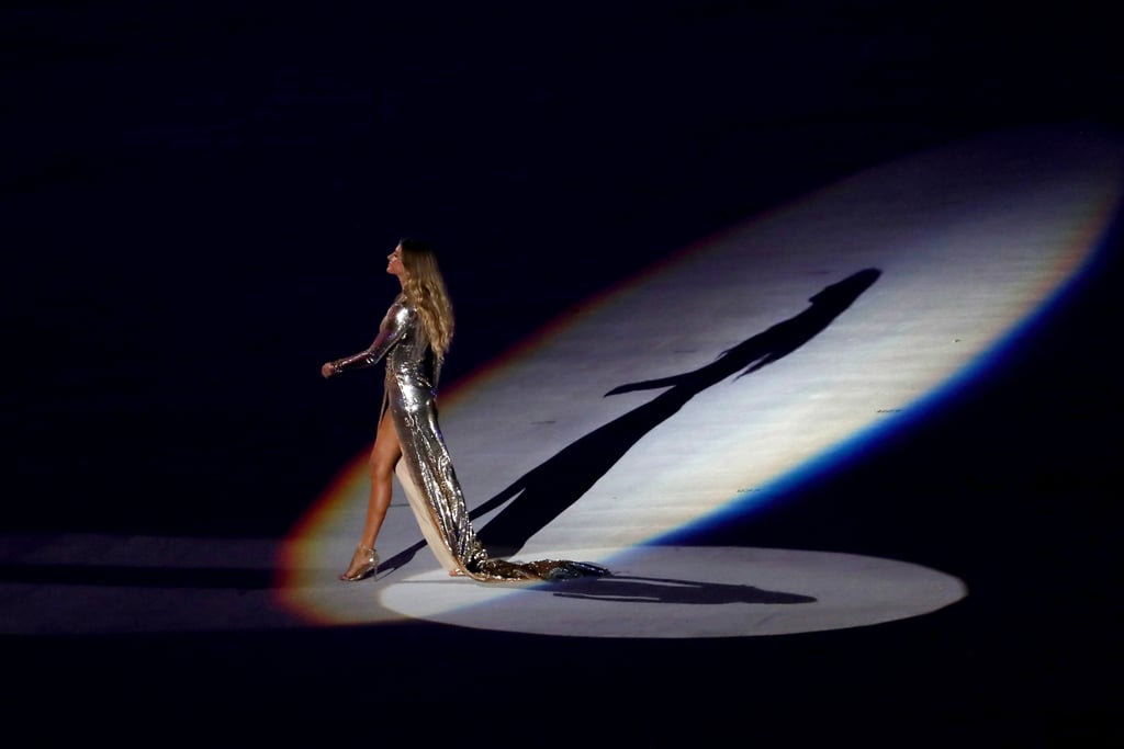 Gisele Bundchen's 2016 Olympics Opening Ceremony Dress