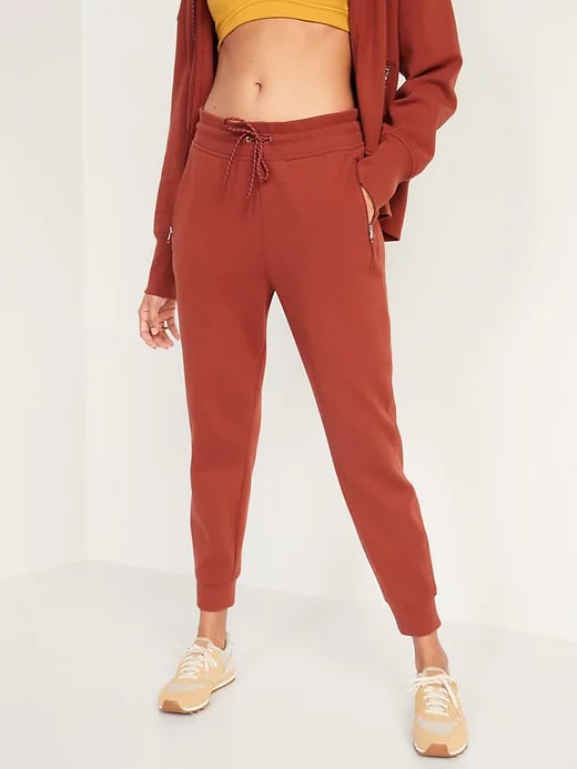 Old Navy High-Waisted Dynamic Fleece Jogger Sweatpants, 25 Old Navy  Loungewear Pieces So Cosy, You'll Be Tempted to Cancel Your Weekend Plans