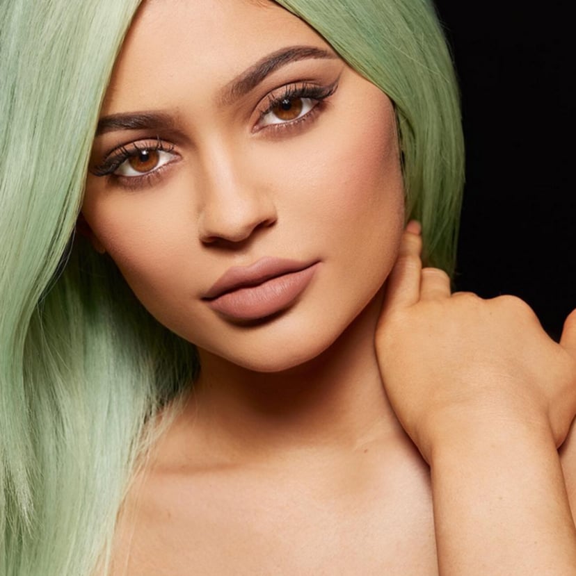 What Is She Wearing?! Kylie Jenner Looks Like a '00s Pop Star In New Lip  Kit Music Video