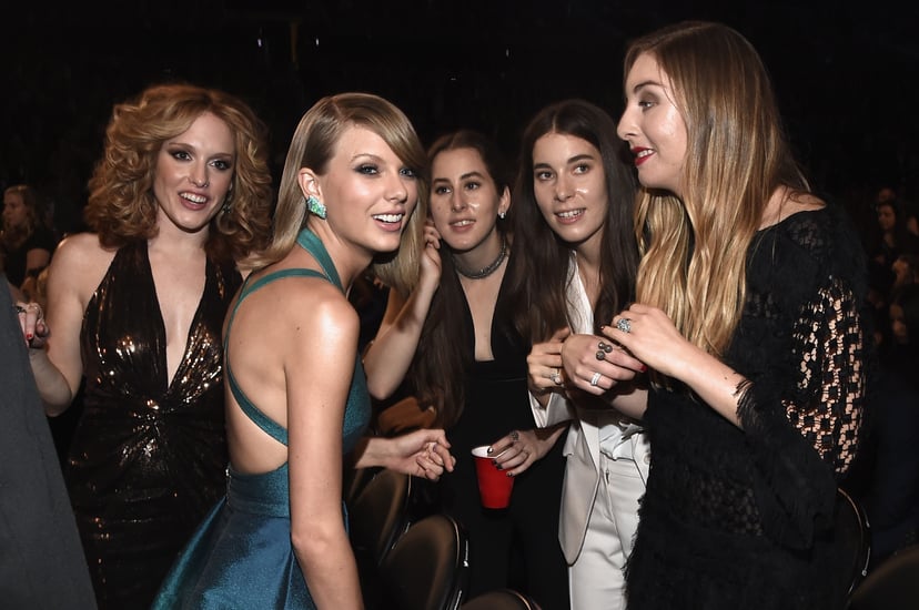 LOS ANGELES, CA - FEBRUARY 08: (L-R) Abigail Anderson and recording artists Taylor Swift, Alana Haim, Danielle Haim and Este Haim of Haim attend The 57th Annual GRAMMY Awards at the STAPLES Center on February 8, 2015 in Los Angeles, California.  (Photo by
