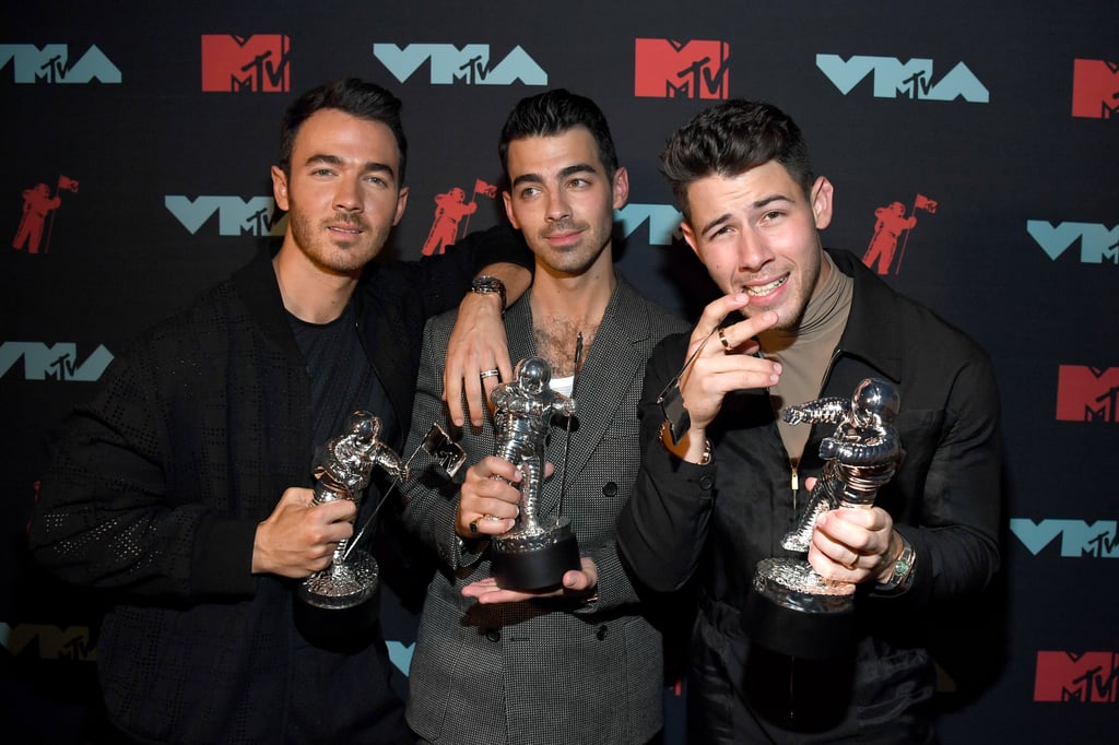 Memes About Nick Jonas Fifth Wheeling at the 2019 MTV VMAs