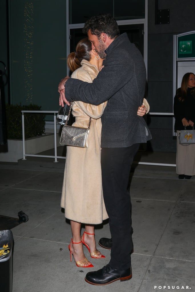 Jennifer Lopez & Ben Affleck Show PDA After Romantic Dinner