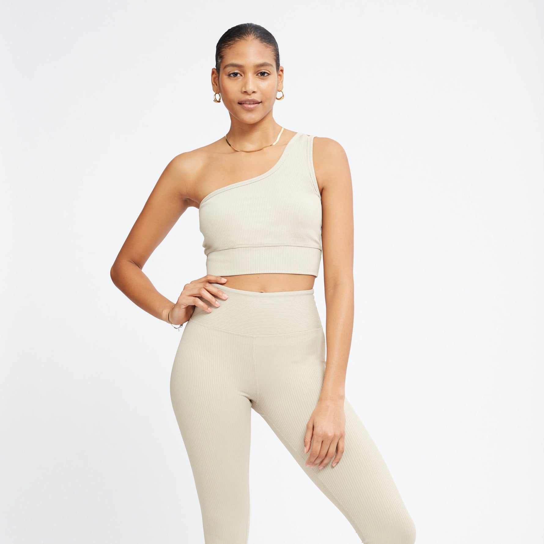An Affordable Style: Victoria's Secret Pink Seamless One-Shoulder Sports  Bra, One Shoulder Sports Bras Are Everywhere Right Now — Here Are 14 Ways  to Try the Trend