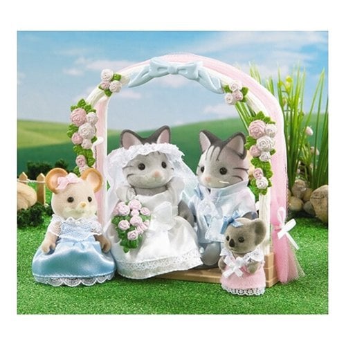 Calico Critters Wedding Luncheon 10 Wedding Themed Toys to Gift the