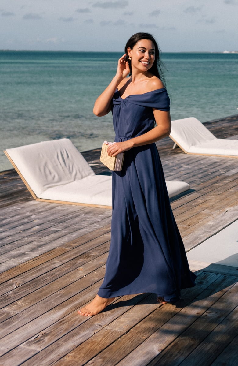 Gal Meets Glam Collection Off-the-Shoulder Maxi Dress