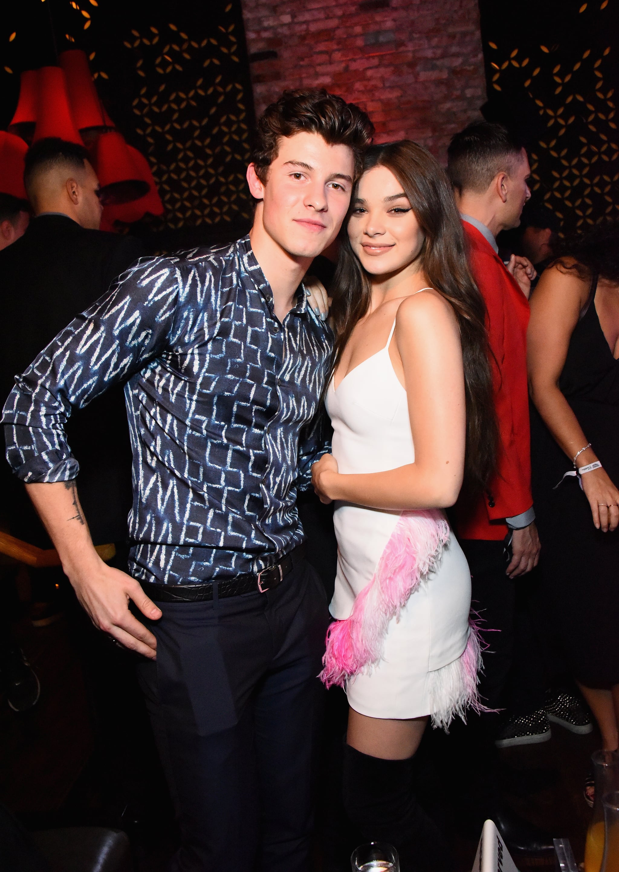 Shawn Mendes And Hailee Steinfeld All These Celebrities Have Taken Photos With Shawn Mendes And Tbh We Re Mad Jealous Popsugar Celebrity Photo 8