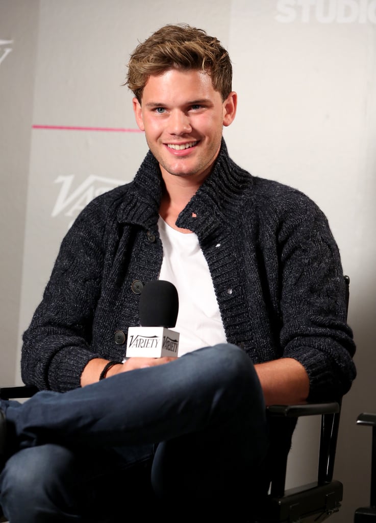 Jeremy Irvine Hot Pictures