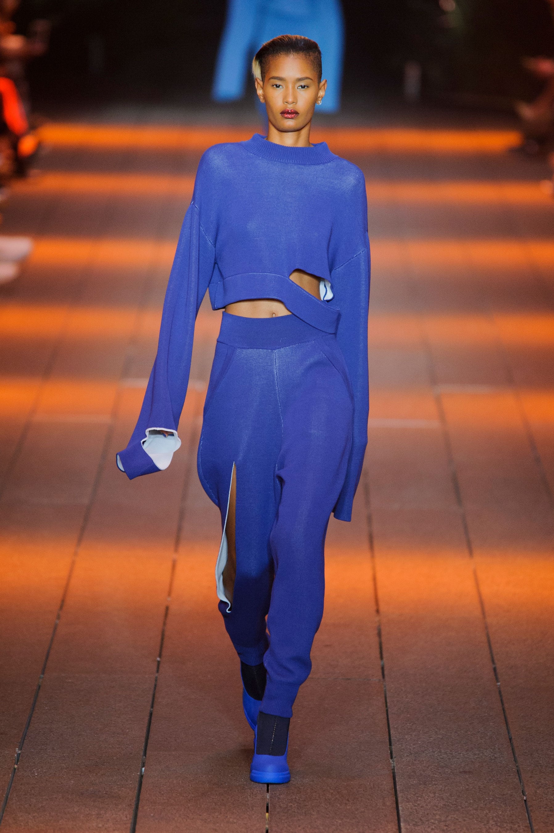 Dkny Spring 2017 Collection Popsugar Fashion Explore the looks, models, and beauty from the dkny spring/summer 2017 resort show in london on 2 june 2016. dkny spring 2017 collection popsugar