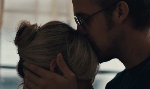 When This Understated Forehead Kiss Touched Your Soul | Every Ryan Gosling  Makeout Scene Responsible For Your Sexual Awakening | POPSUGAR  Entertainment Photo 4