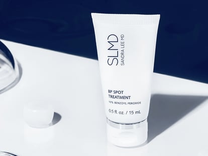 Crisp Slmd Skincare Photo for Desktop